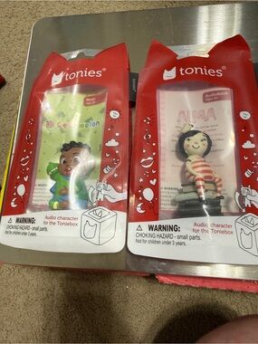 Tonies Red Tonie Characters - Story & Music Audio Figures